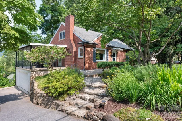 72 Ivanhoe Avenue, Asheville, NC, 28806
