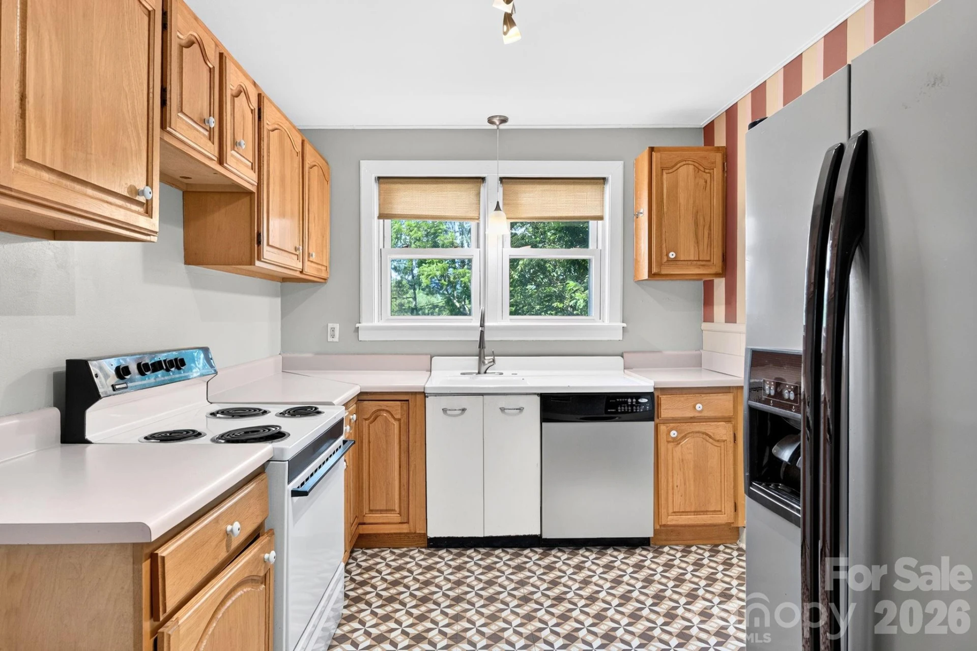 72 Ivanhoe Avenue - Photo 12