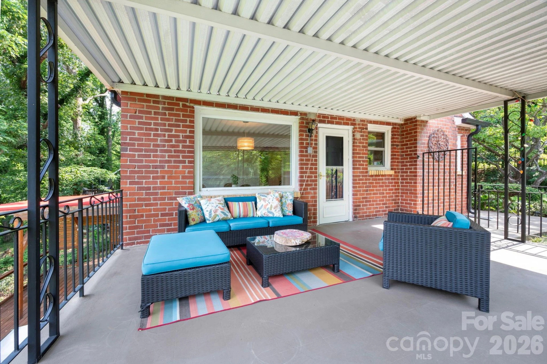 72 Ivanhoe Avenue - Photo 9