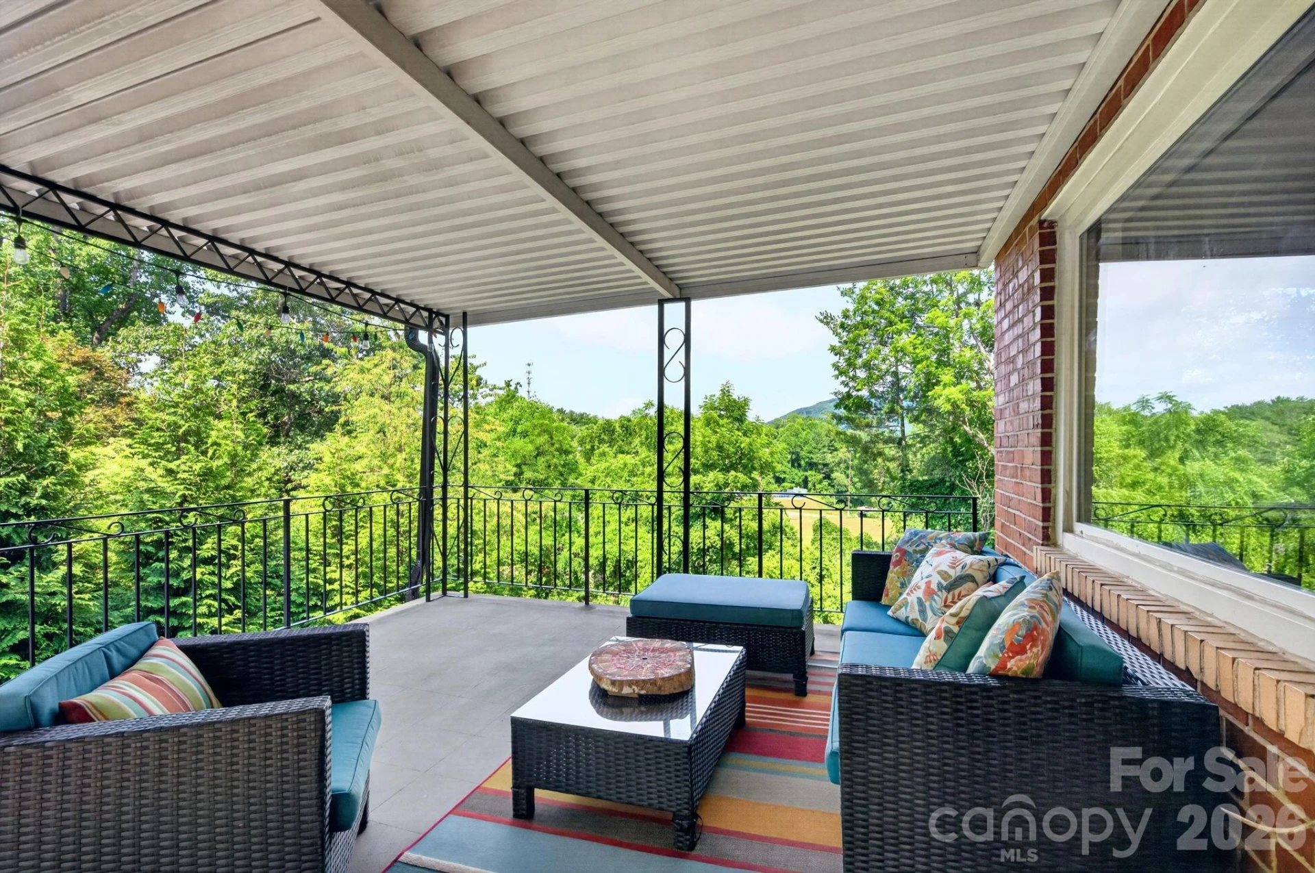 72 Ivanhoe Avenue - Photo 10