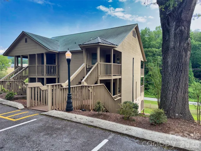 160 Whitney Boulevard, Lake Lure, NC, 28746