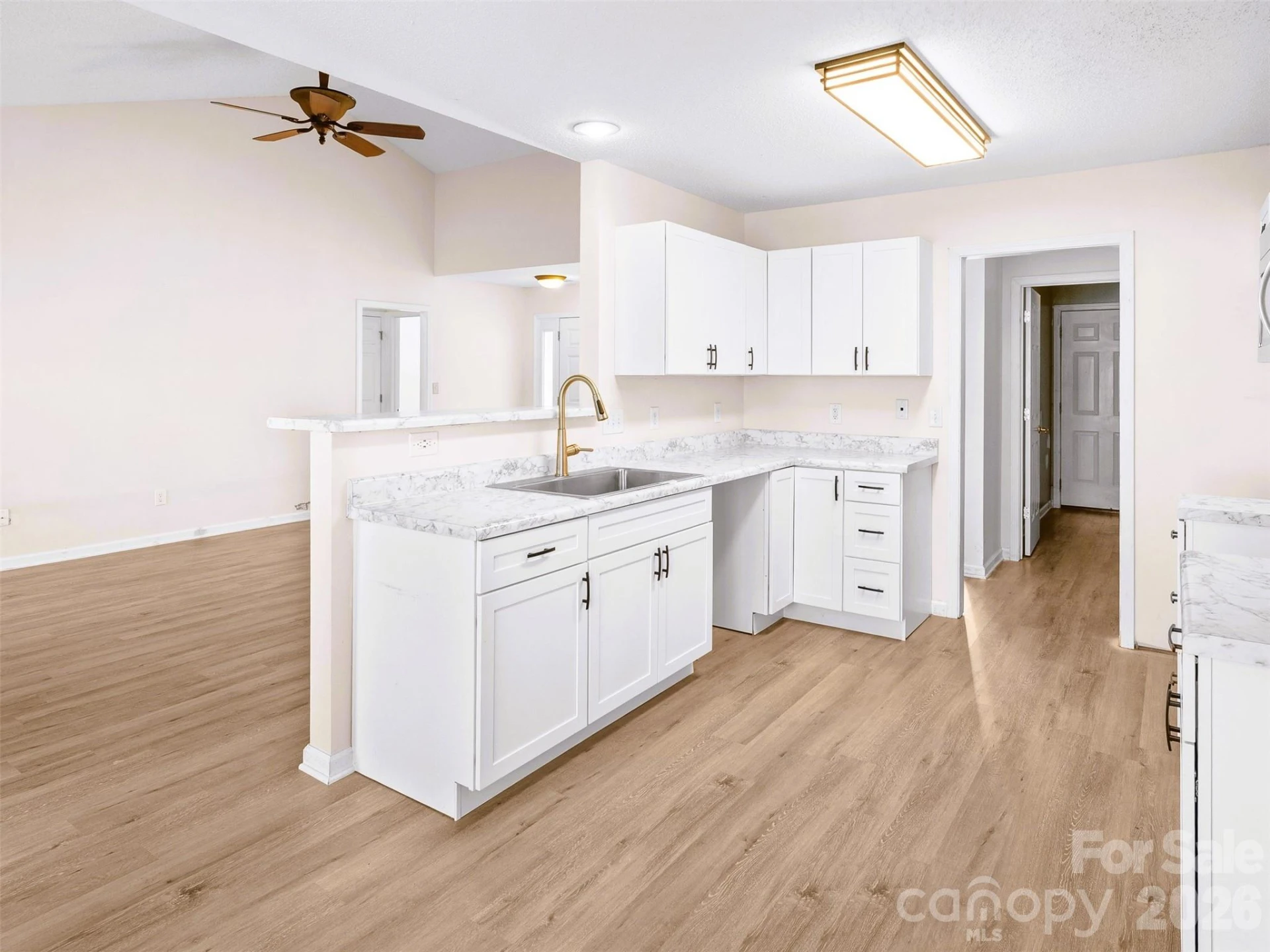 222 Misty Valley Way - Photo 9