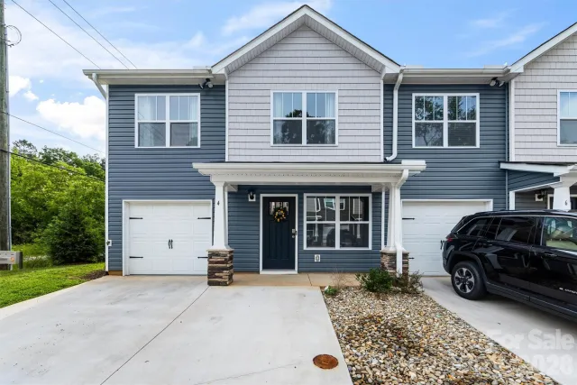 4 Virginia Commons Drive, Arden, NC, 28704