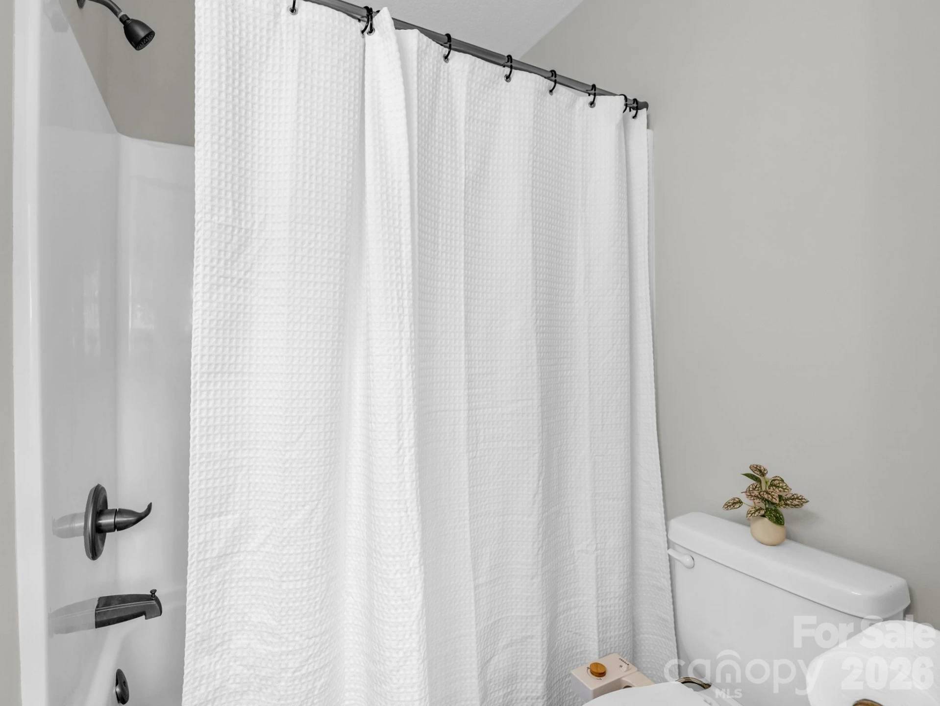 18 Old Chapman Place - Photo 24
