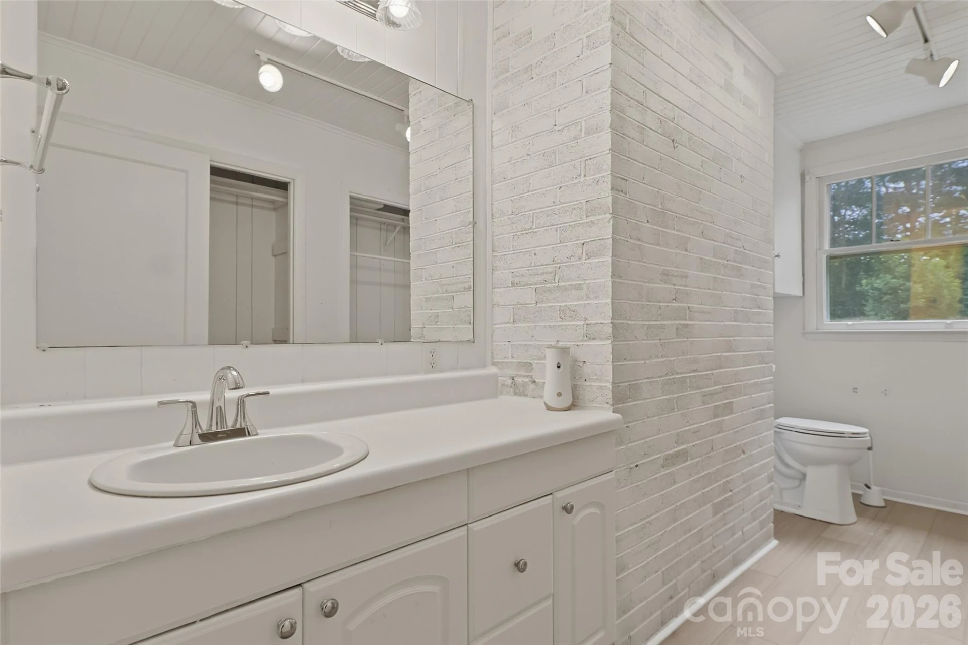 153 Southwinds Drive - Photo 16