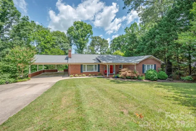 303 Elizabeth Avenue, Forest City, NC, 28043