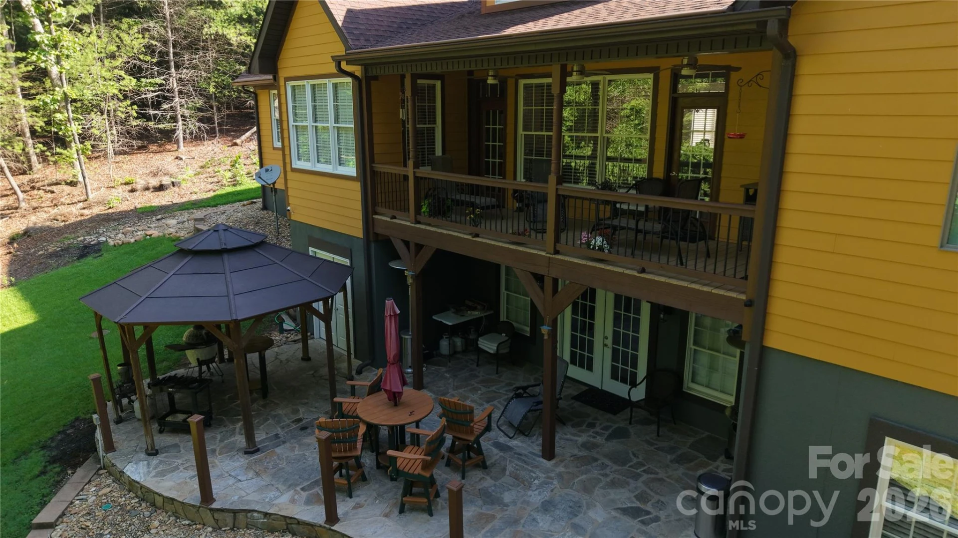 487 Cross Creek Drive - Photo 4
