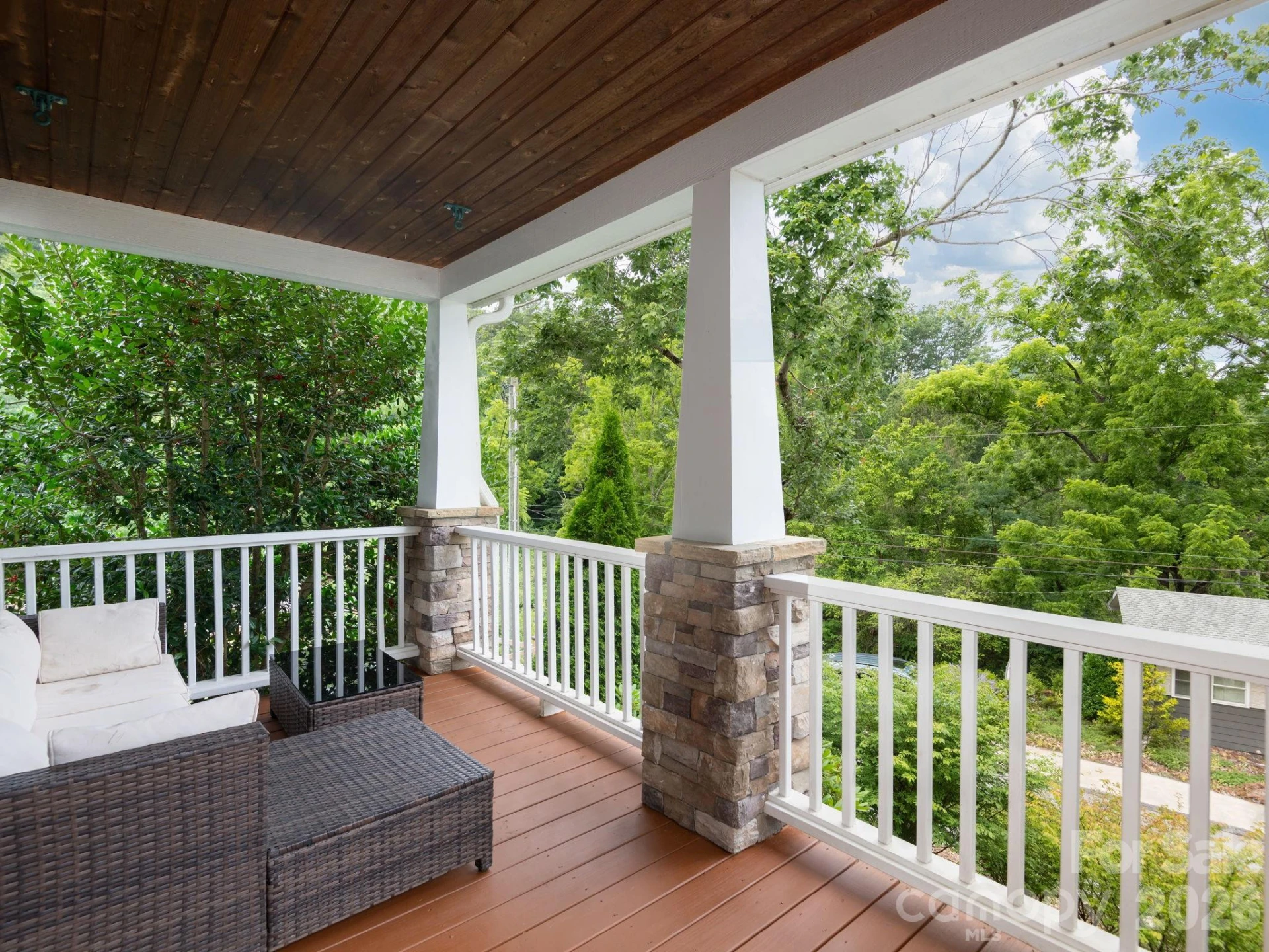 80 Bassett Road - Photo 2