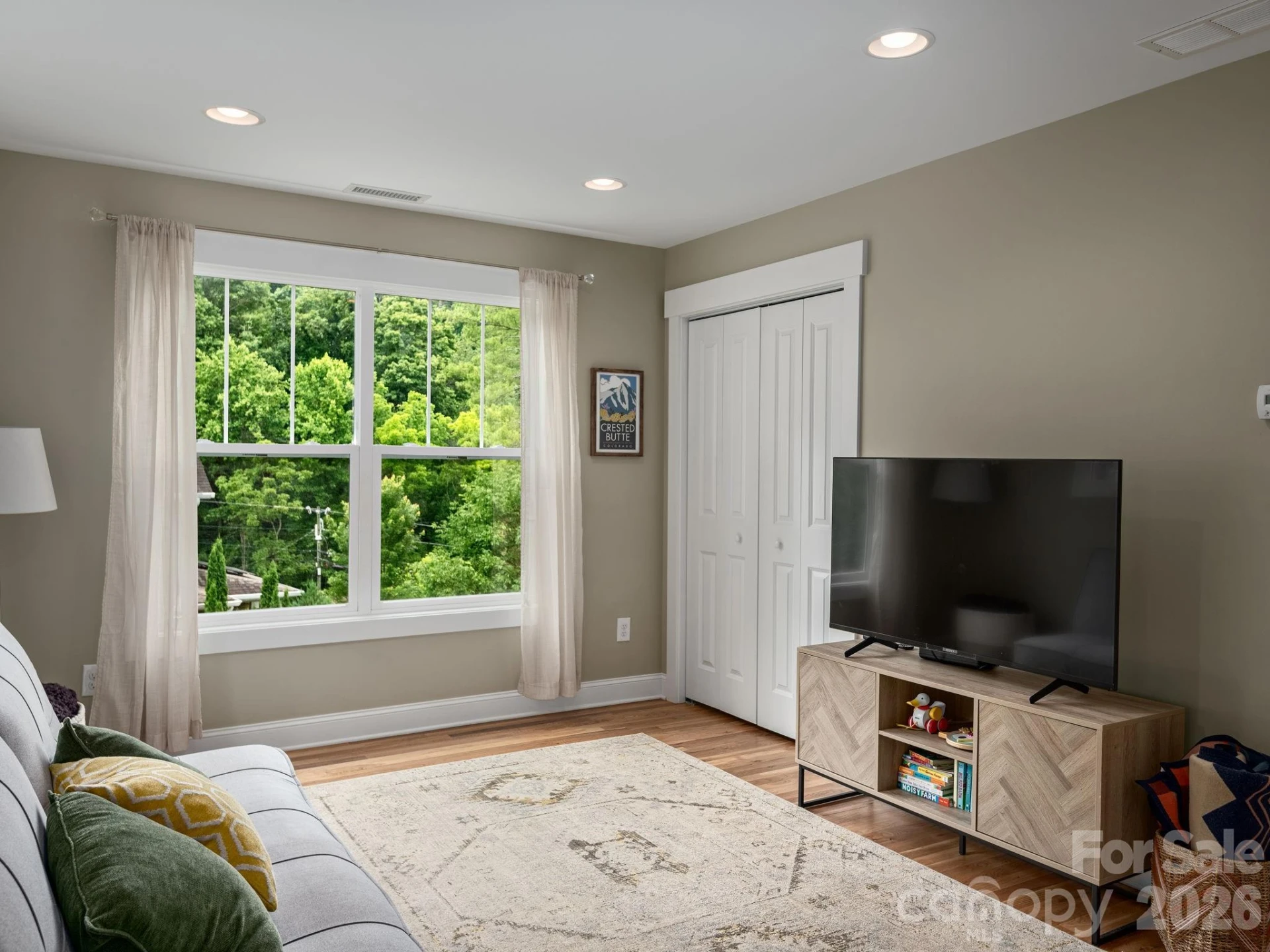 80 Bassett Road - Photo 18