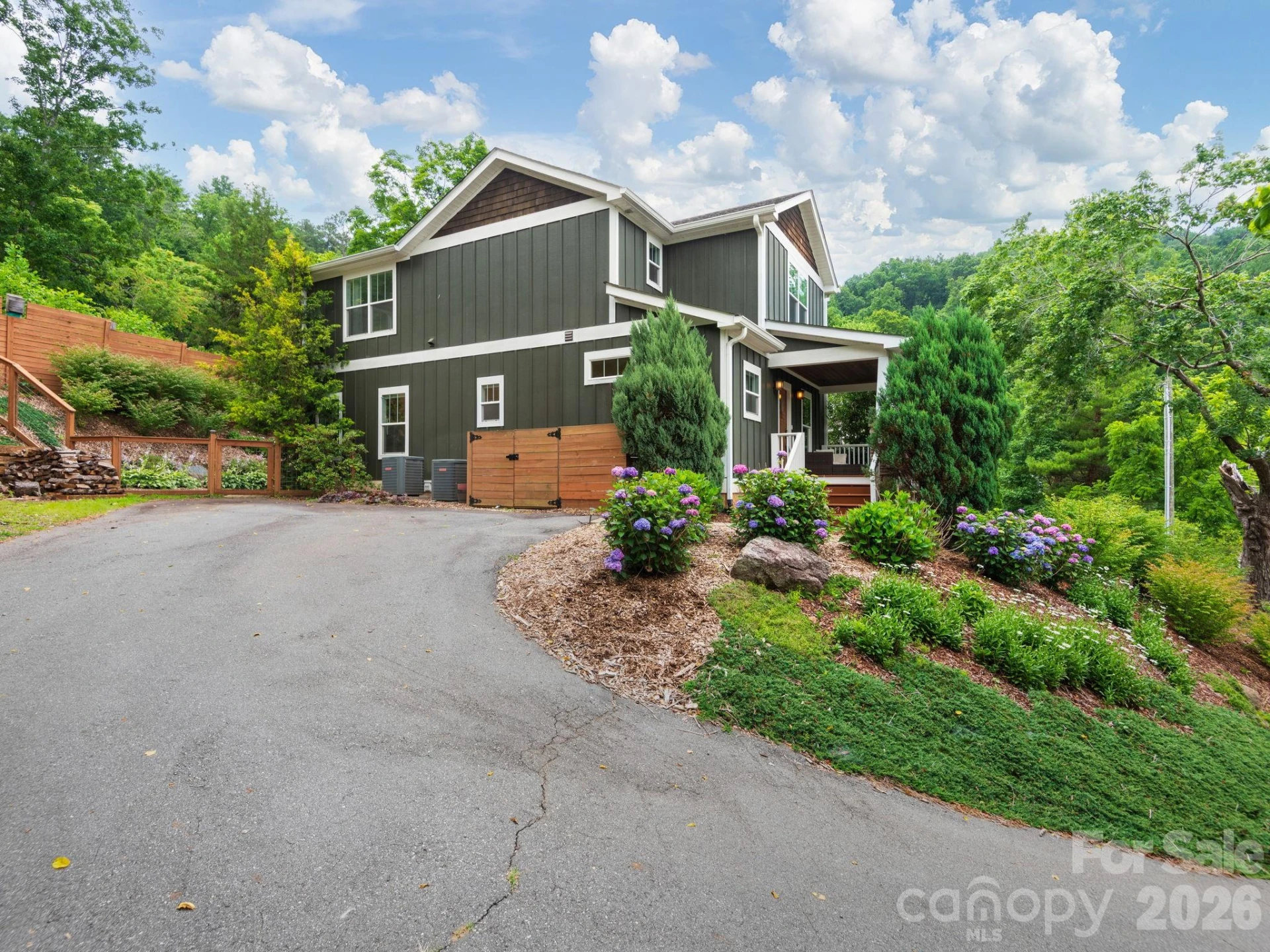 80 Bassett Road - Photo 33