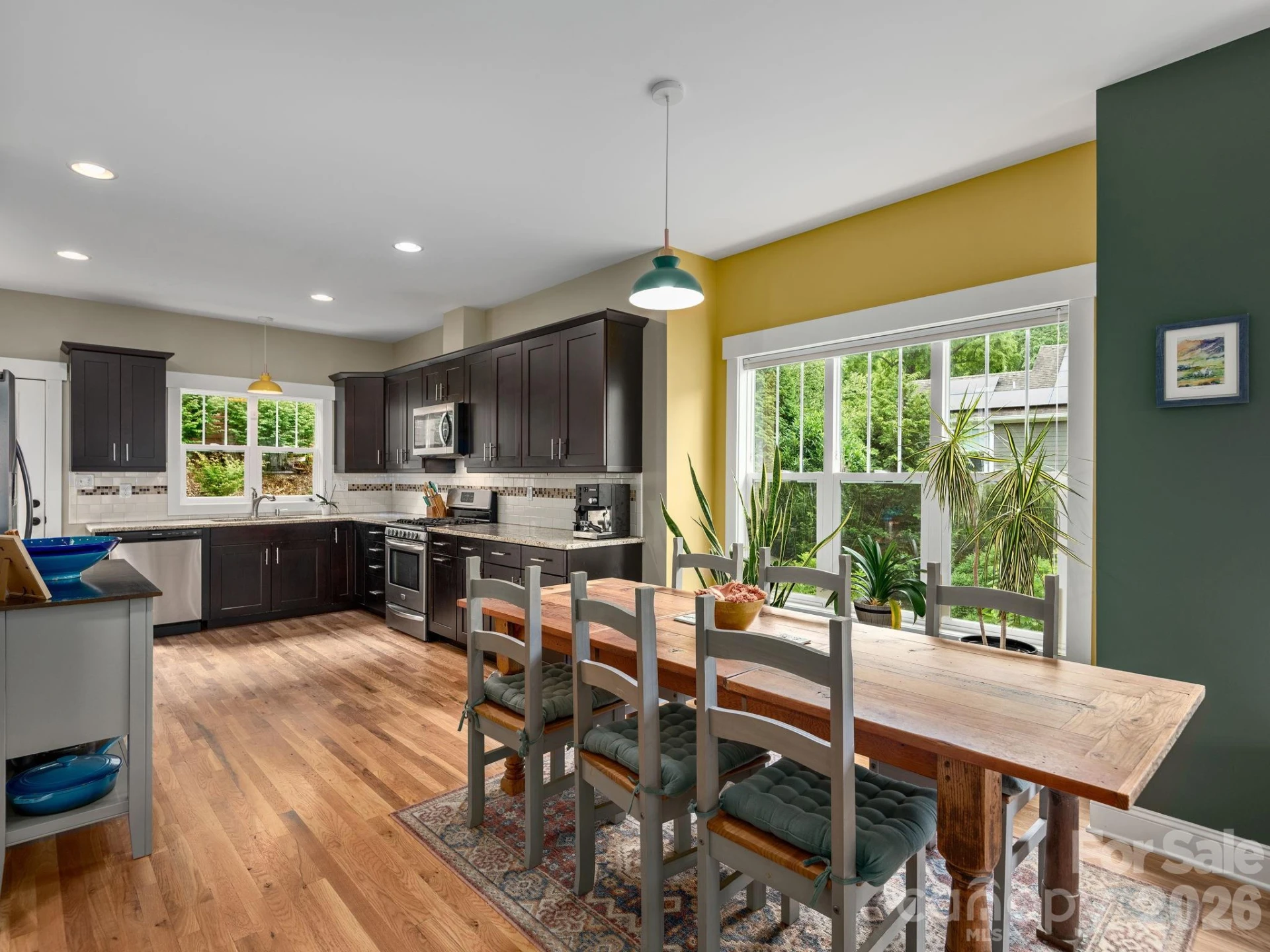 80 Bassett Road - Photo 8