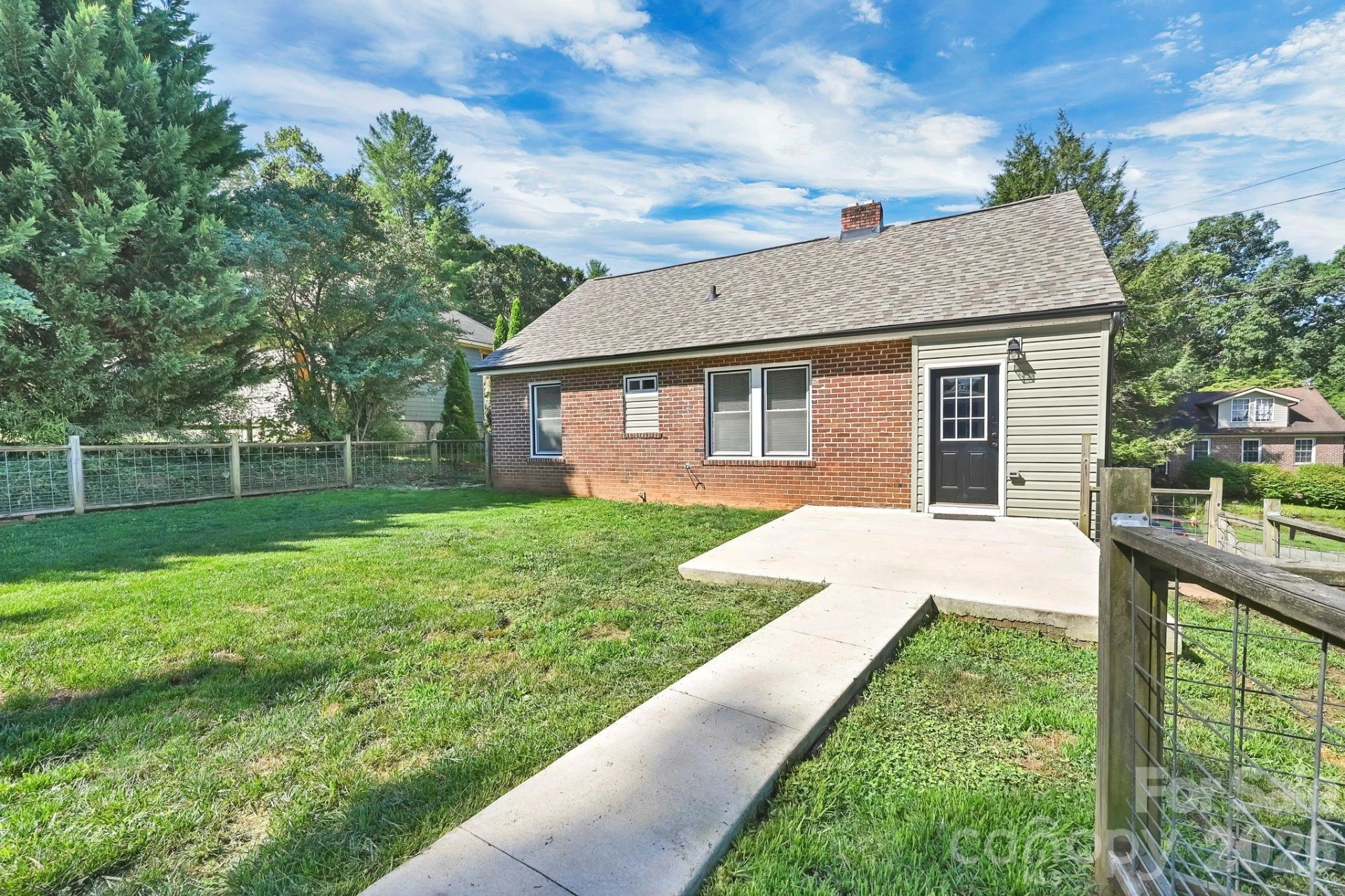 10 Enka Oak Street - Photo 24