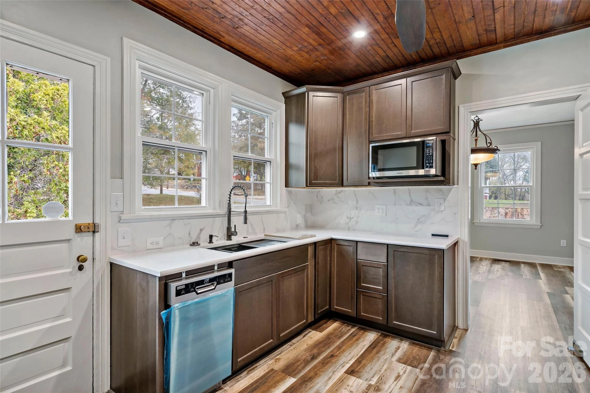 141 N Madison Street - Photo 15