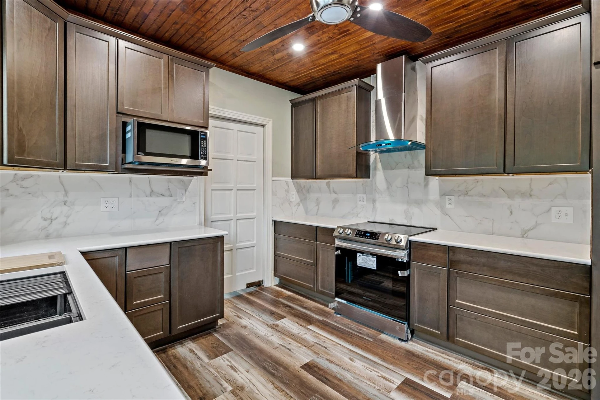 141 N Madison Street - Photo 17