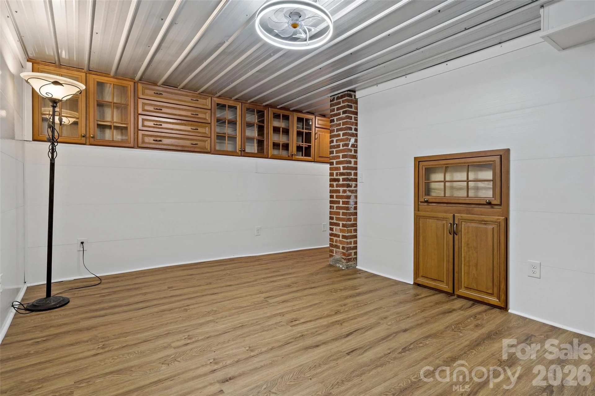 141 N Madison Street - Photo 35