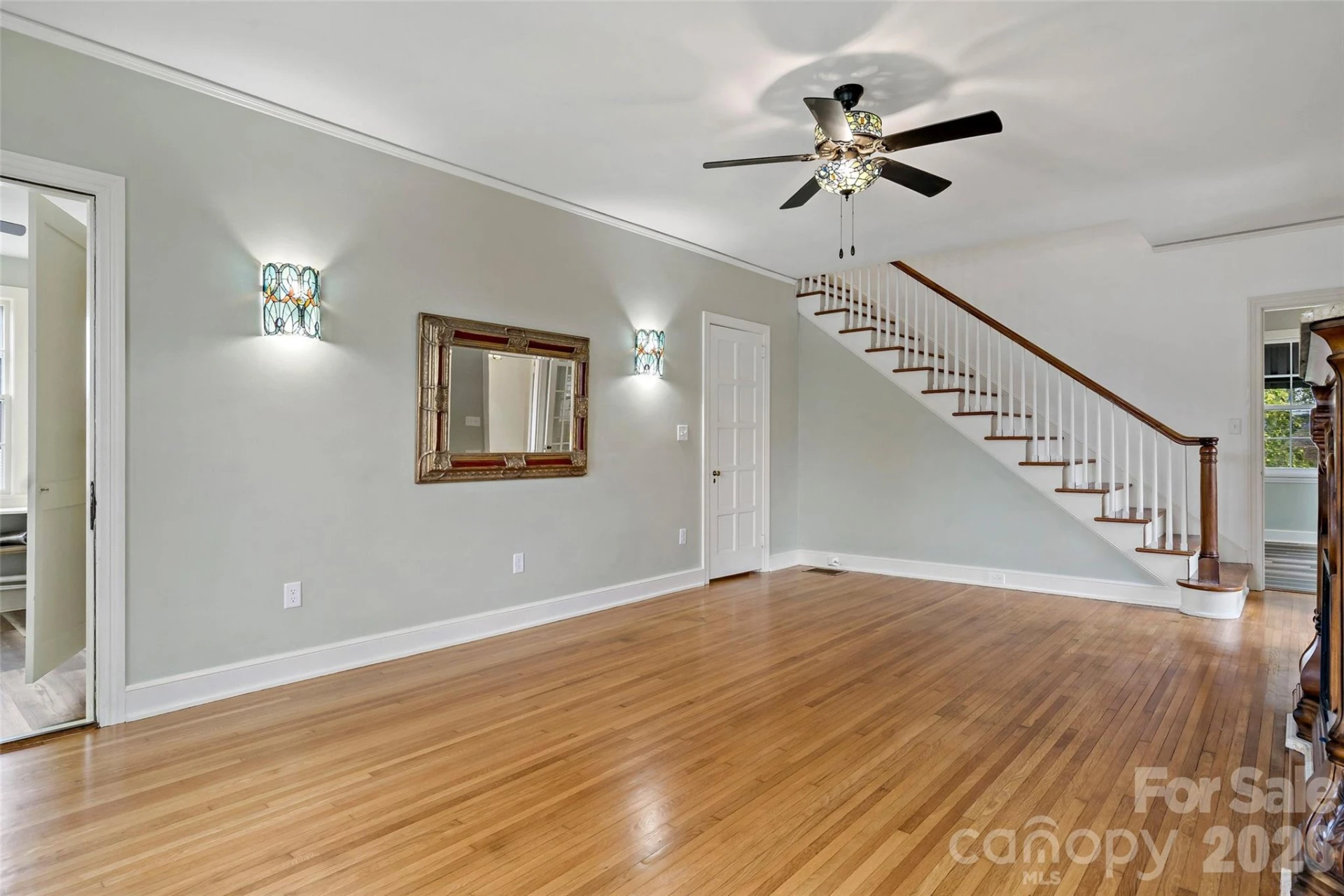 141 N Madison Street - Photo 10