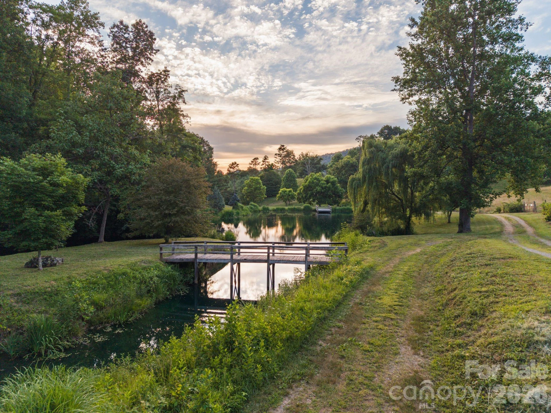 1372 & 1370 Barnardsville Highway - Photo 7