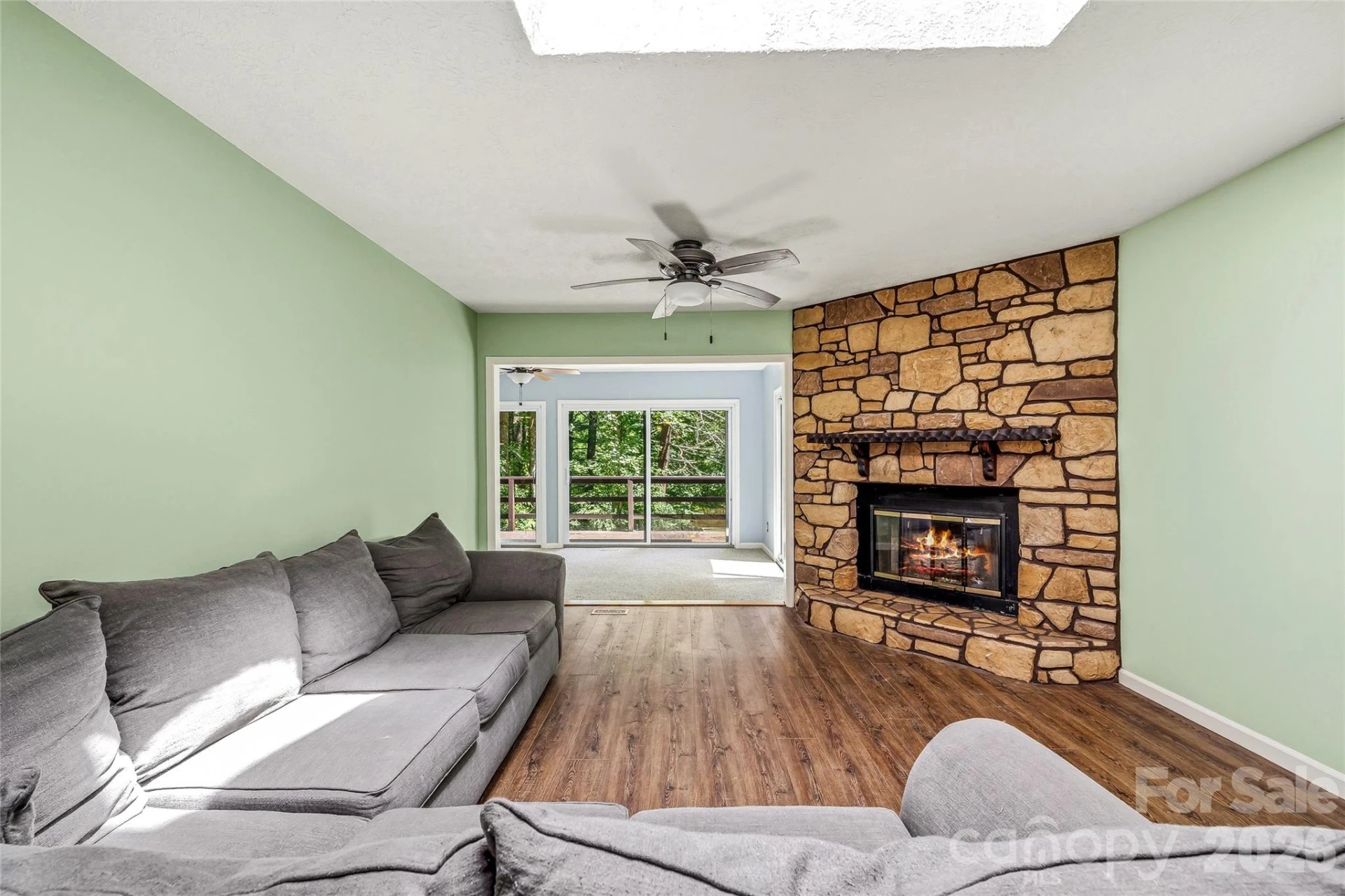 27 Unity Court - Photo 3