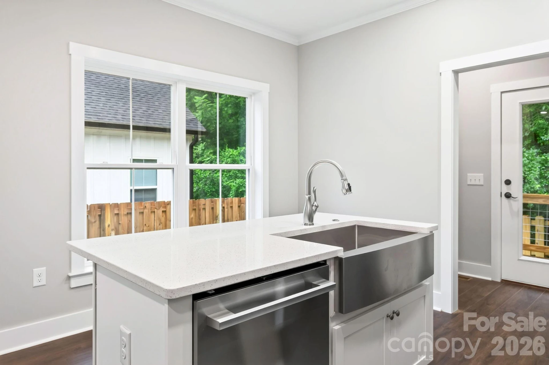 110 Orchard Street - Photo 4