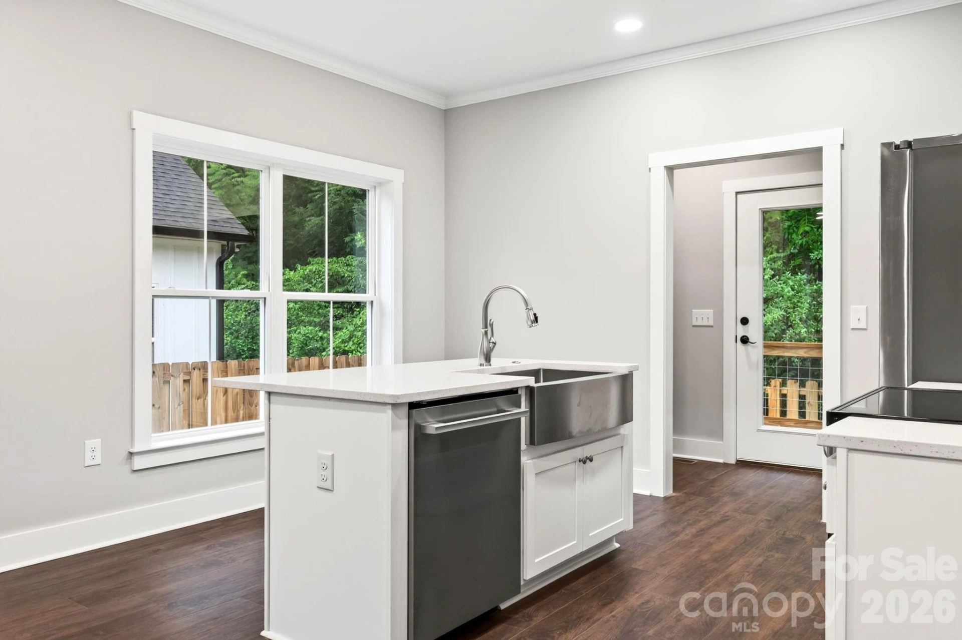 110 Orchard Street - Photo 9