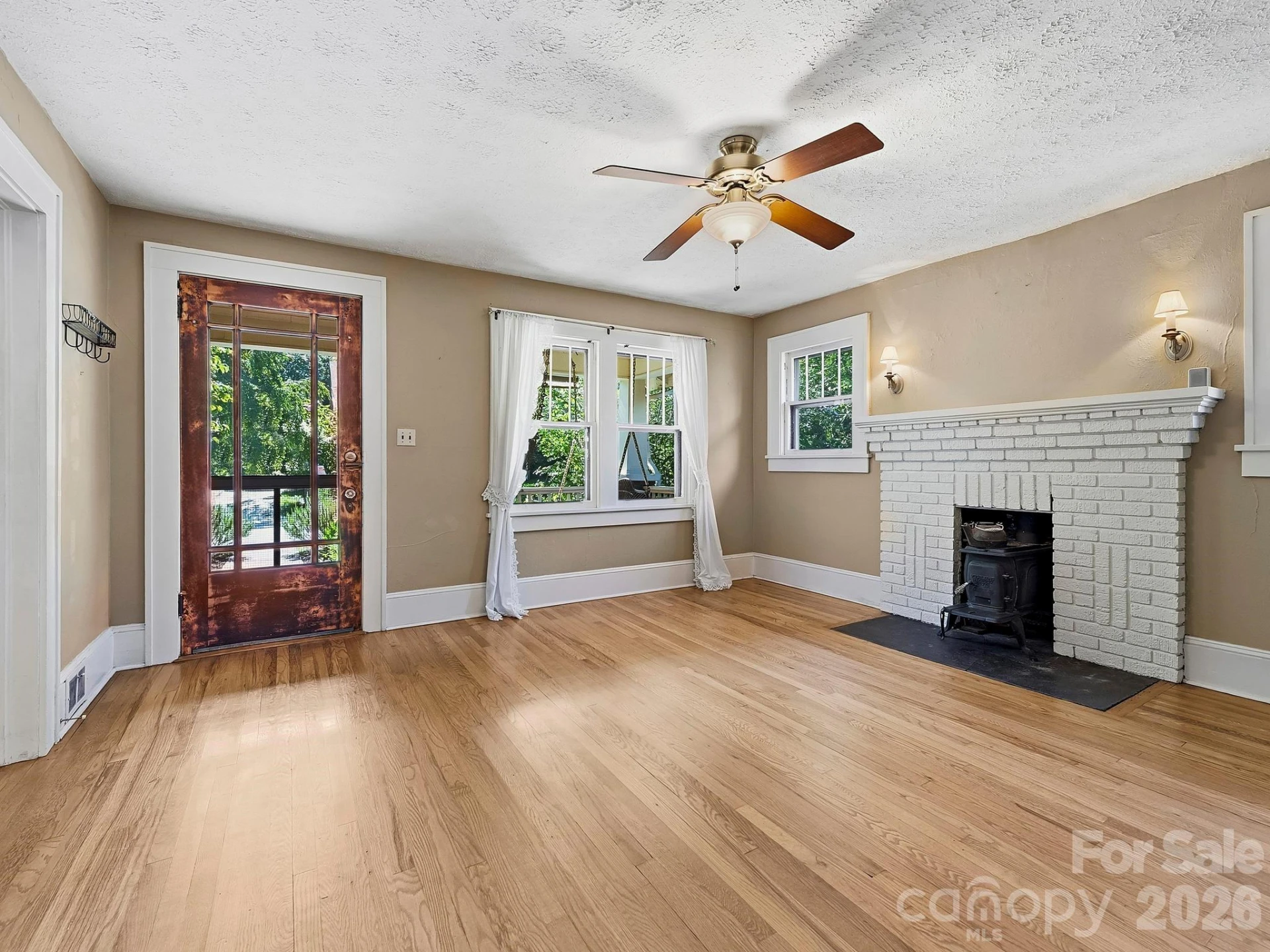 45 Fairfax Avenue - Photo 4