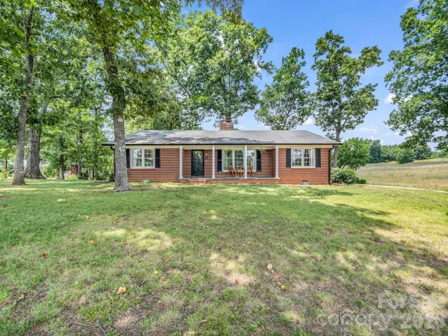 201 Lincoln Road, Forest City, NC, 28043