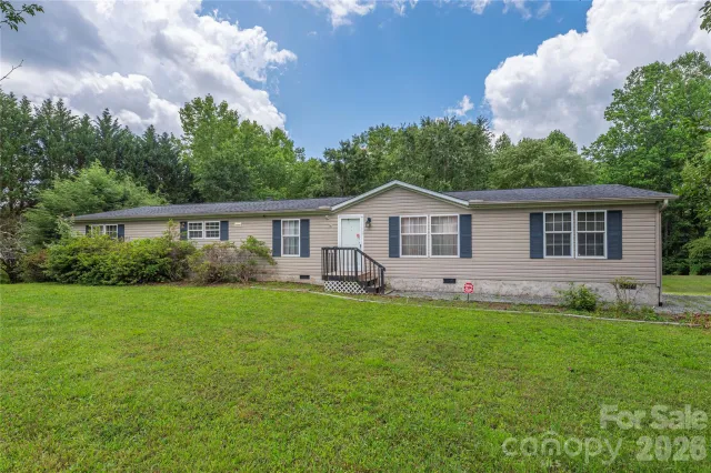 992 Brickyard Road, Horse Shoe, NC, 28742