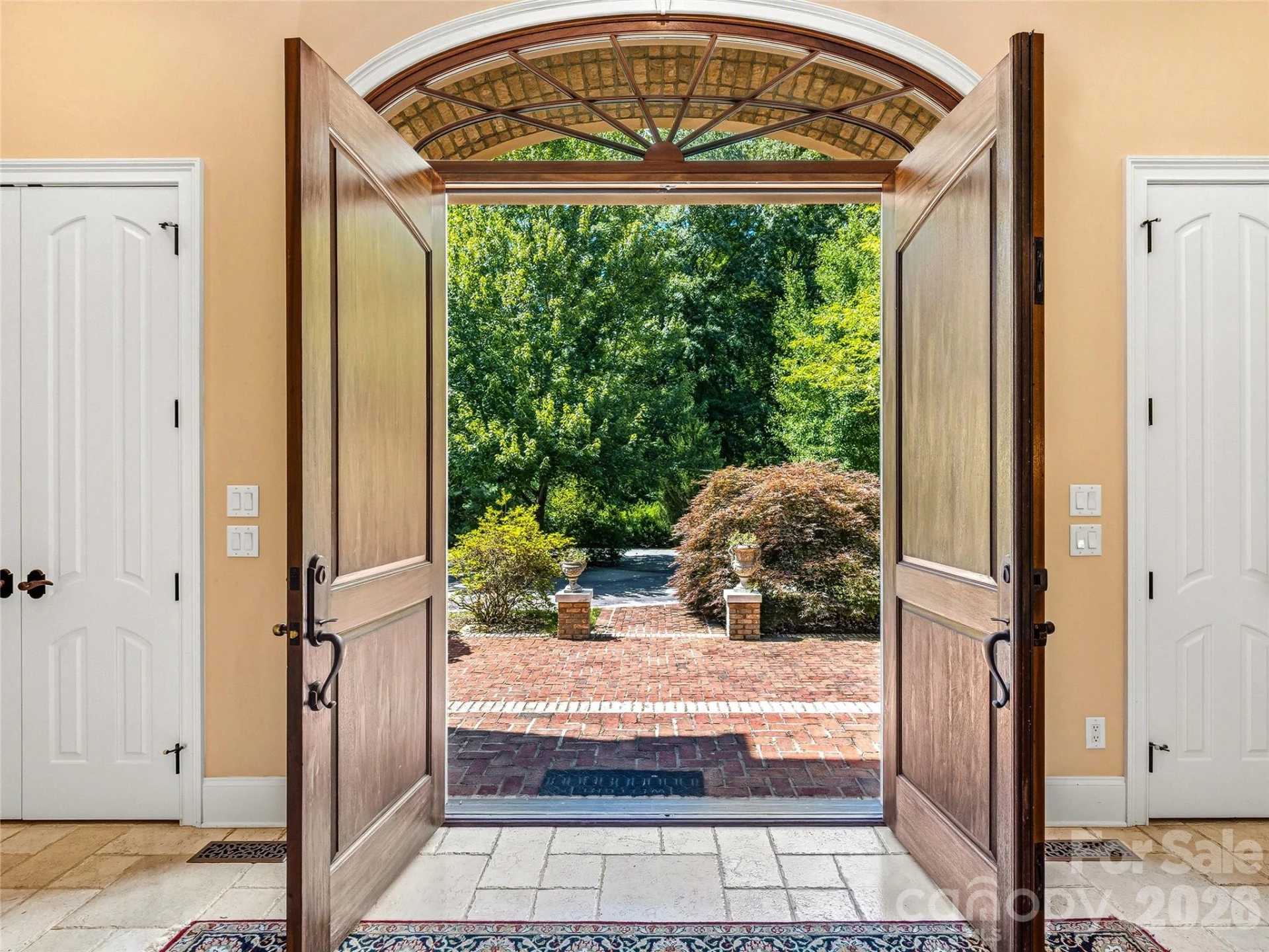 150 Rainbow View Drive - Photo 8