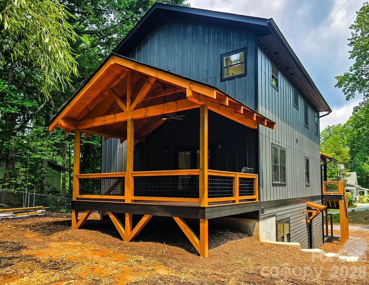 505 S Oconeechee Avenue - Photo 3