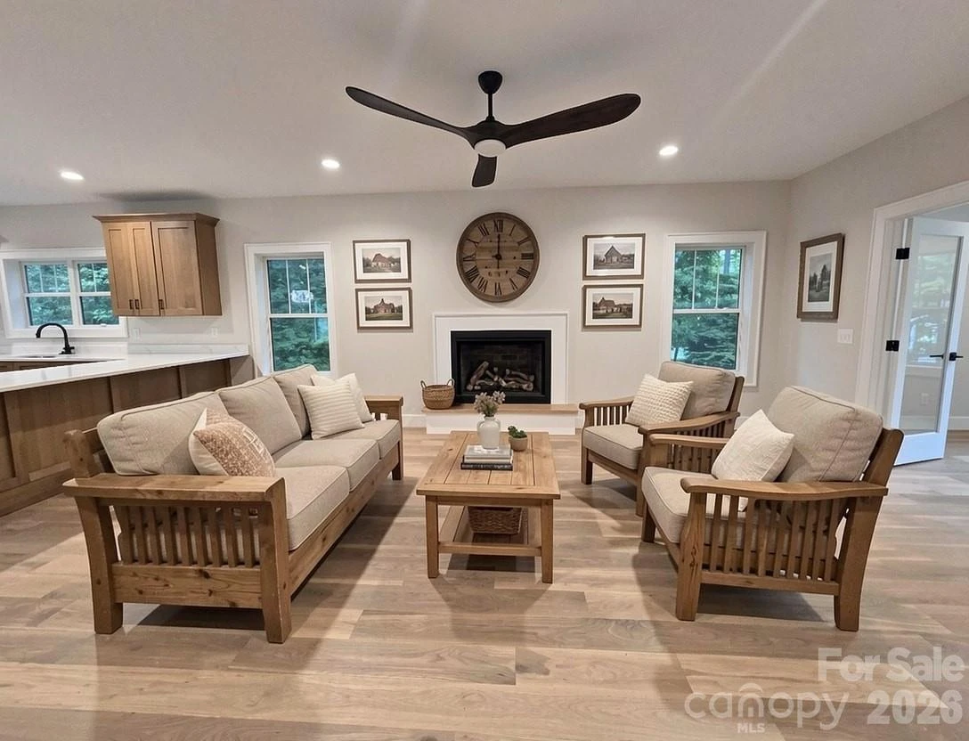 505 S Oconeechee Avenue - Photo 5