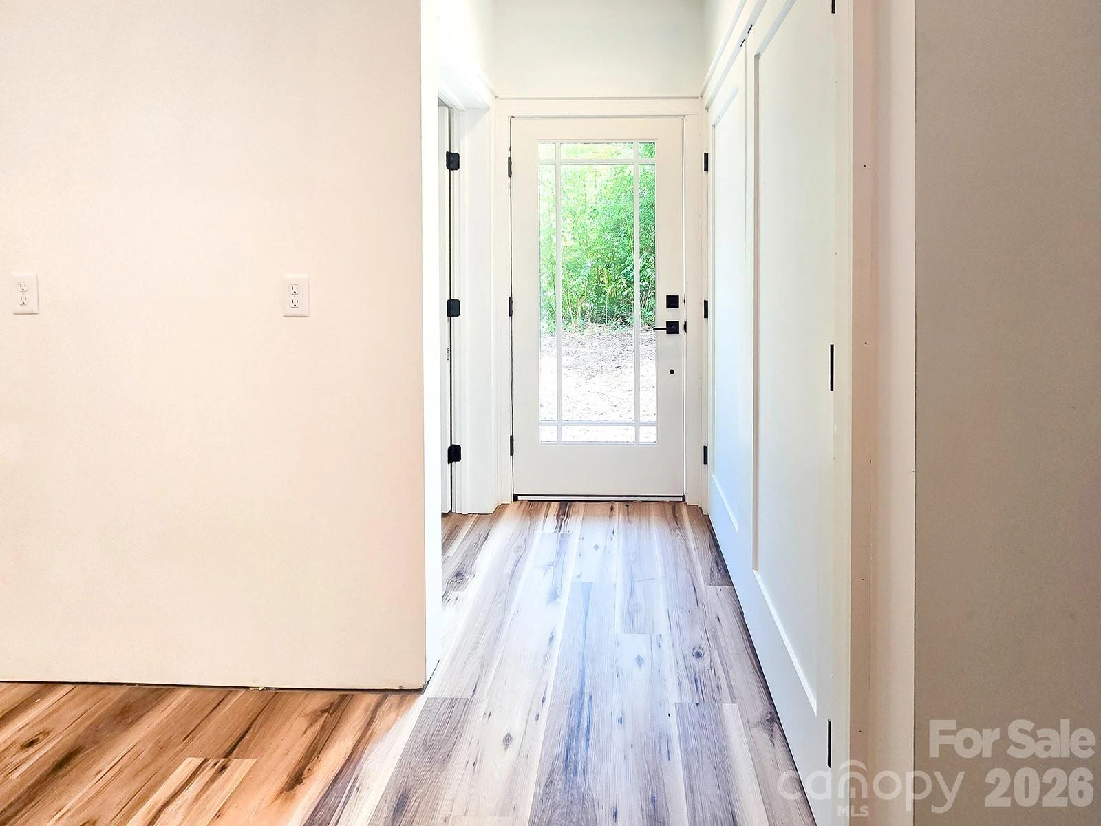 505 S Oconeechee Avenue - Photo 44