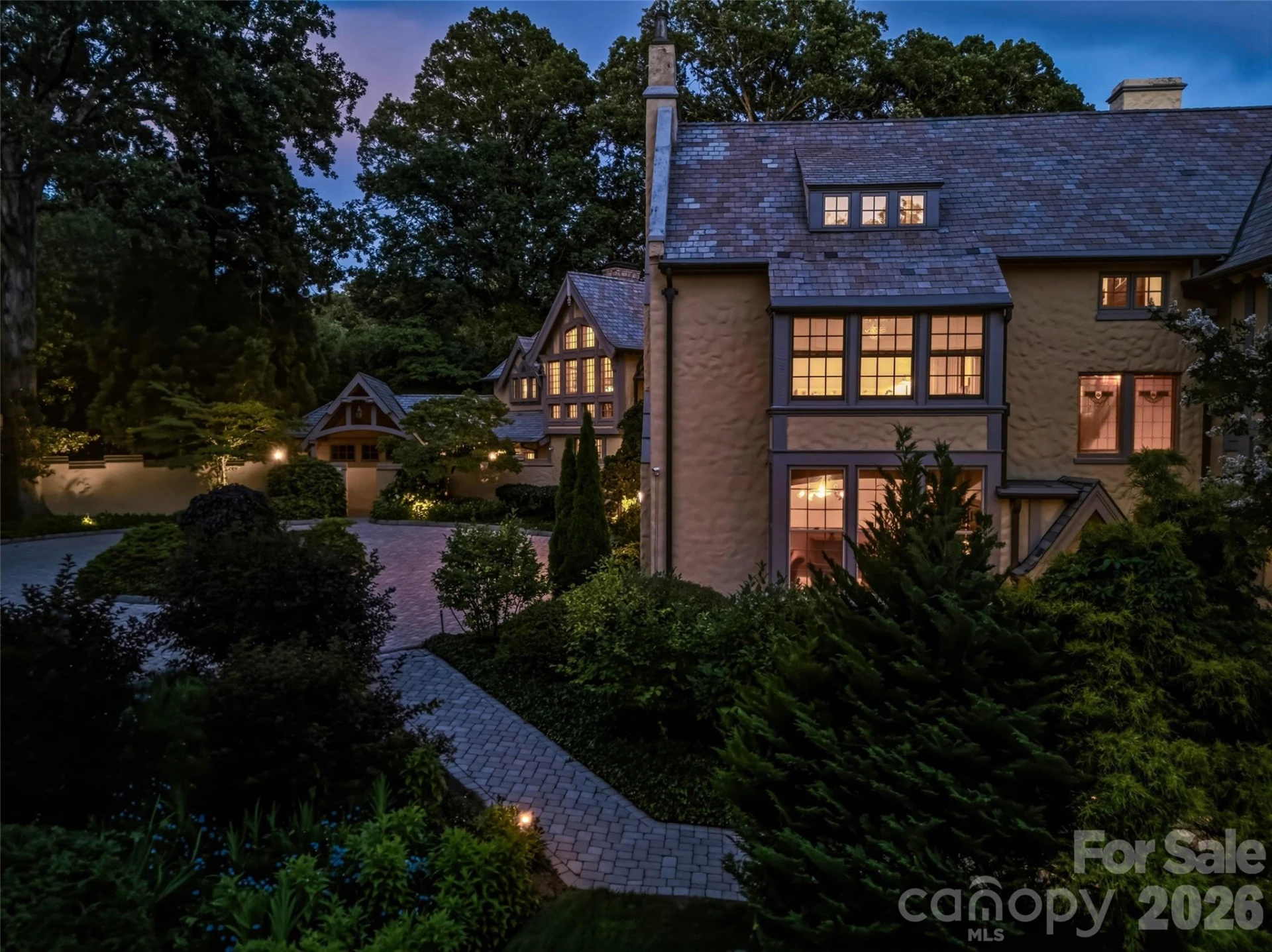 7 Stuyvesant Road - Photo 13