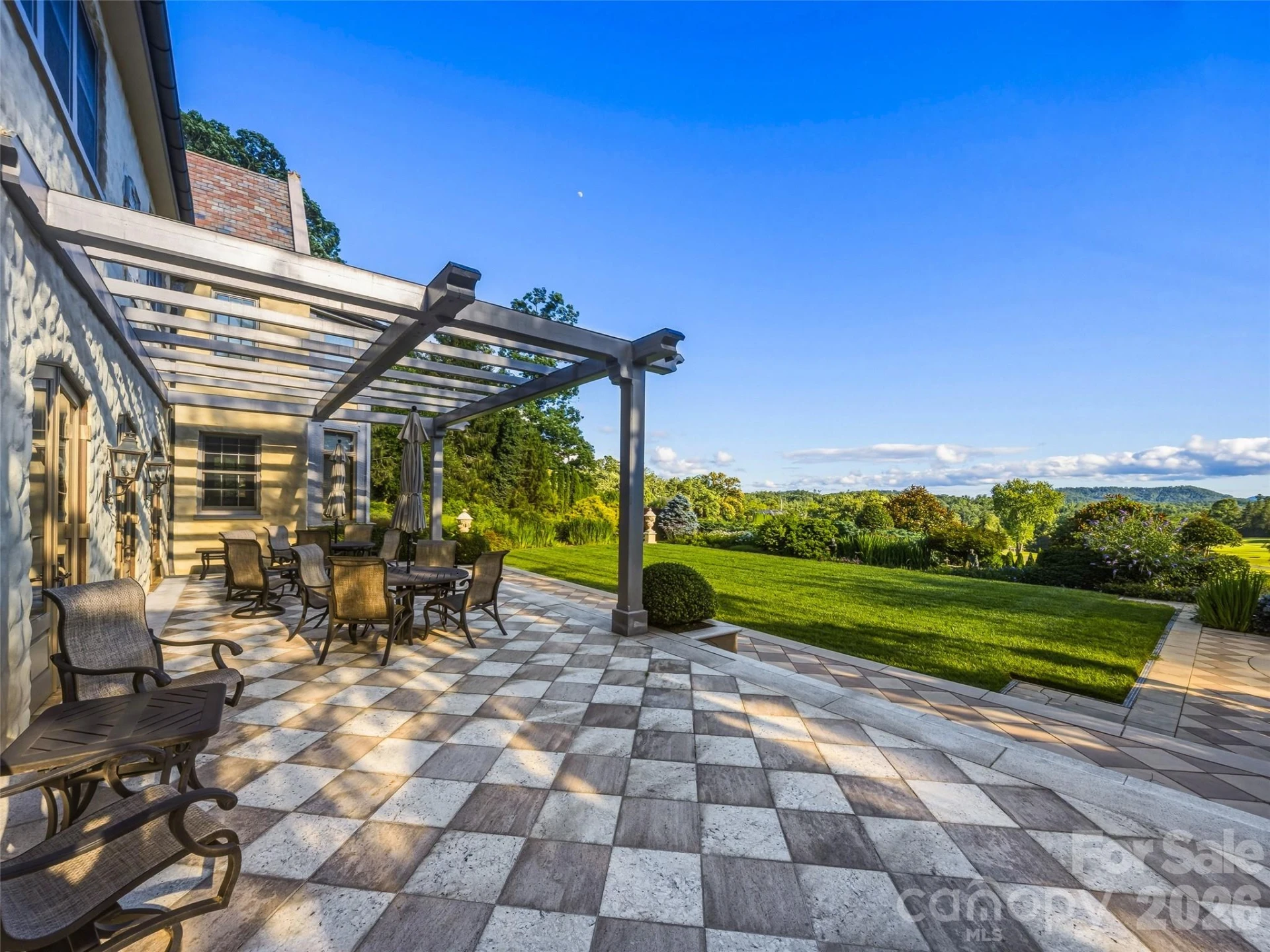 7 Stuyvesant Road - Photo 15