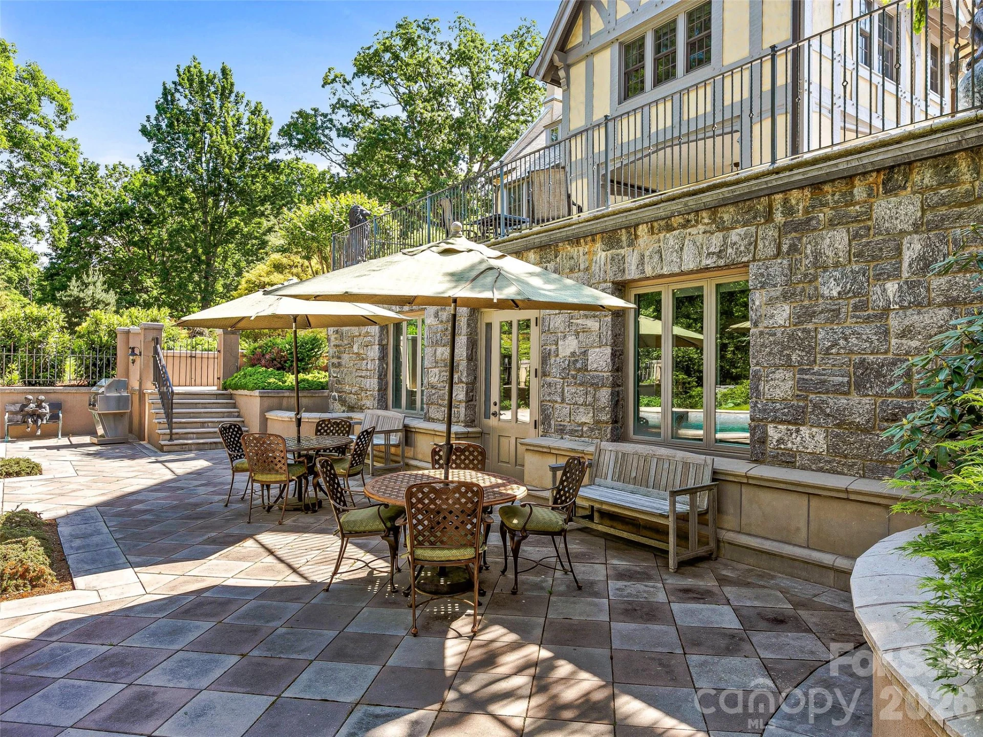 7 Stuyvesant Road - Photo 44
