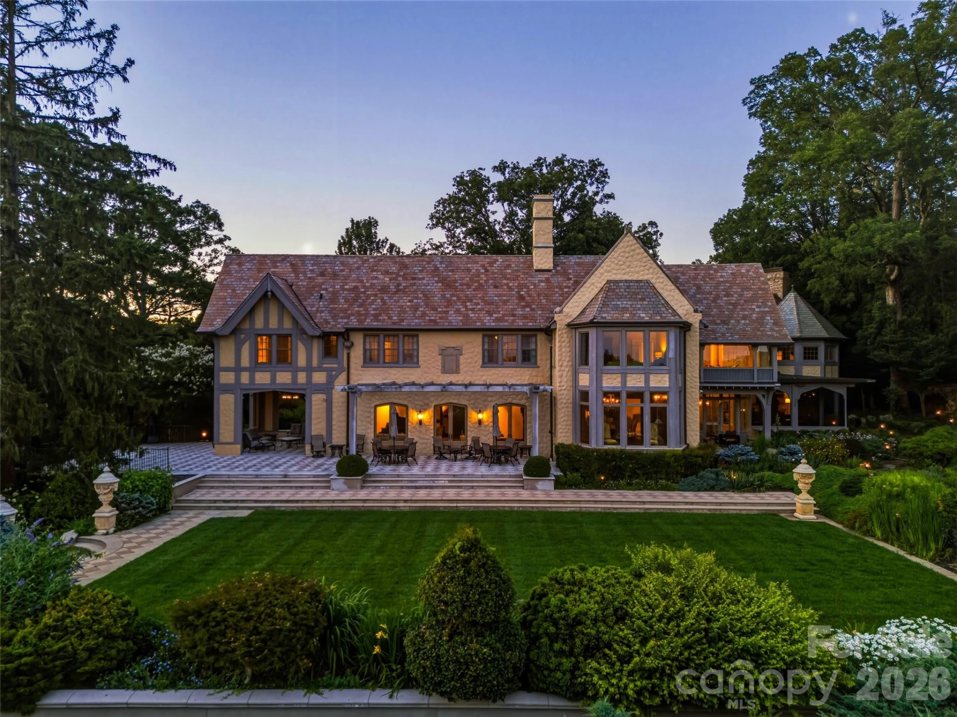 7 Stuyvesant Road - Photo 6