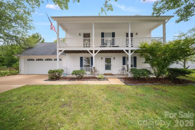 1040 Thorncrest Drive, Fletcher, NC, 28732