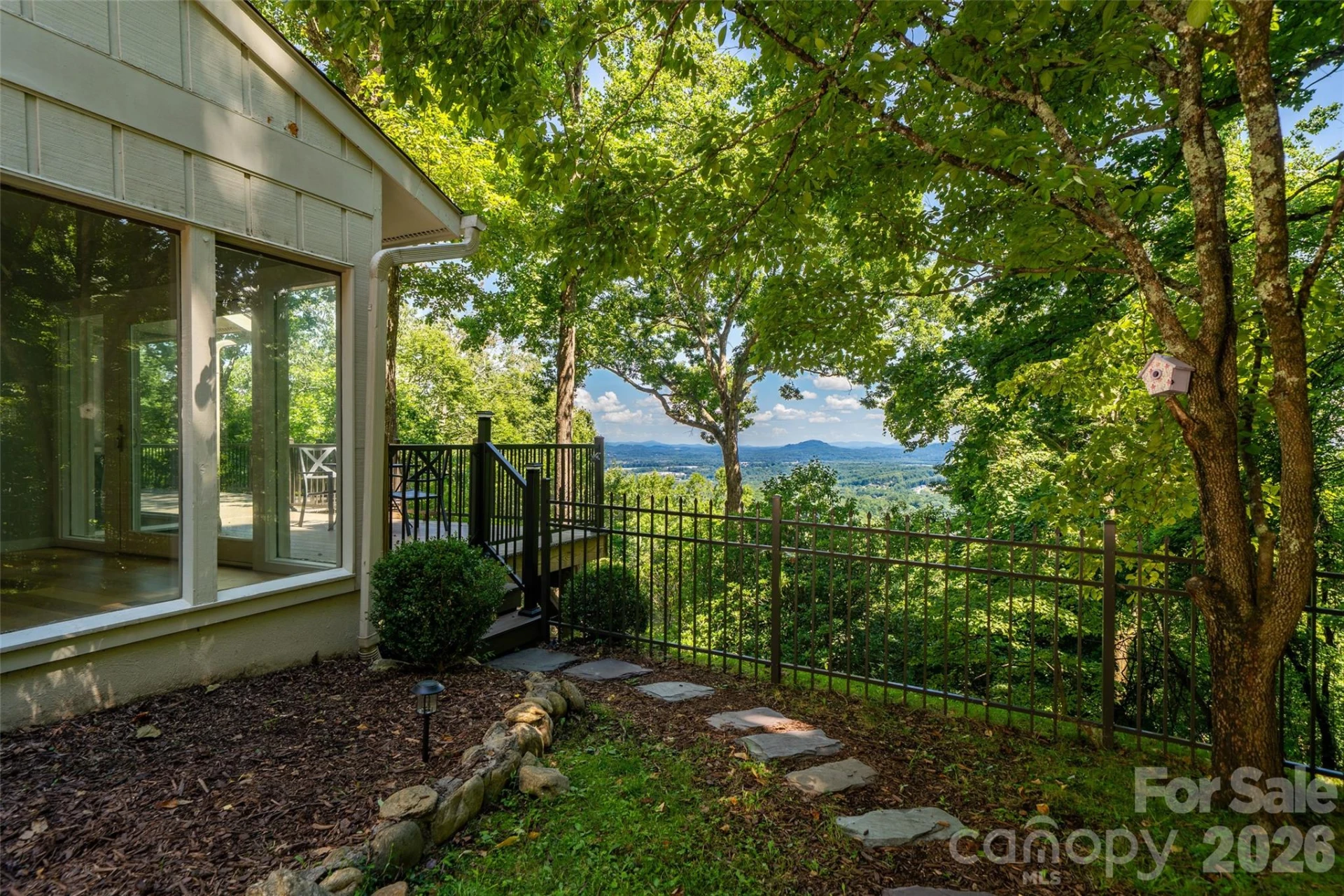 27 Walnut Drive - Photo 4