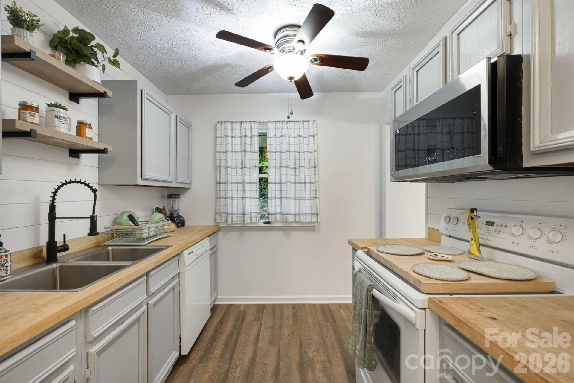 64 Big Spruce Lane - Photo 11