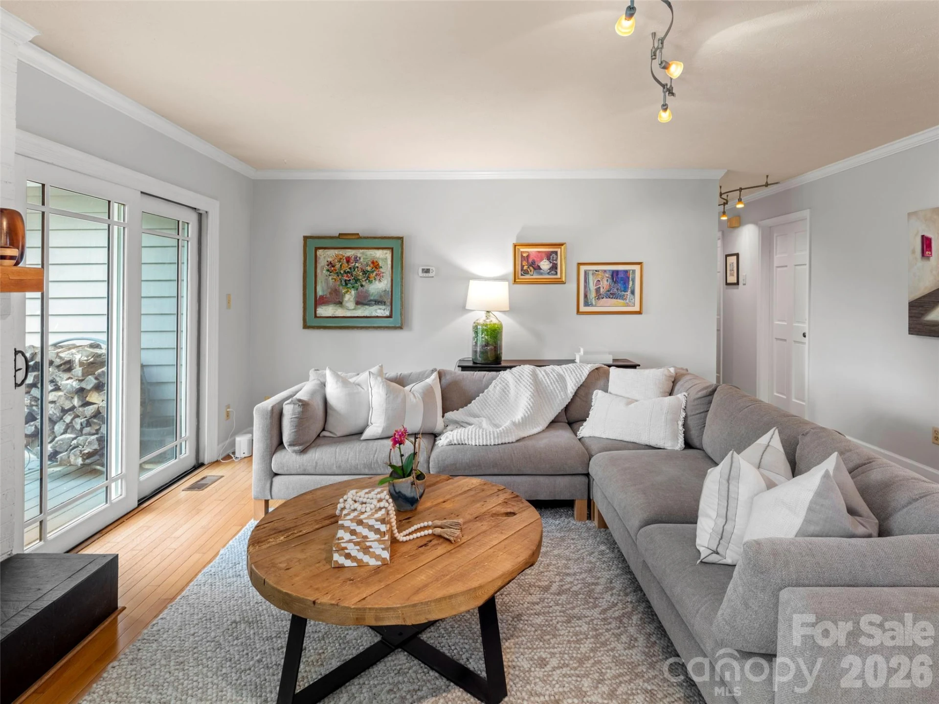 528 N Griffing Boulevard - Photo 11