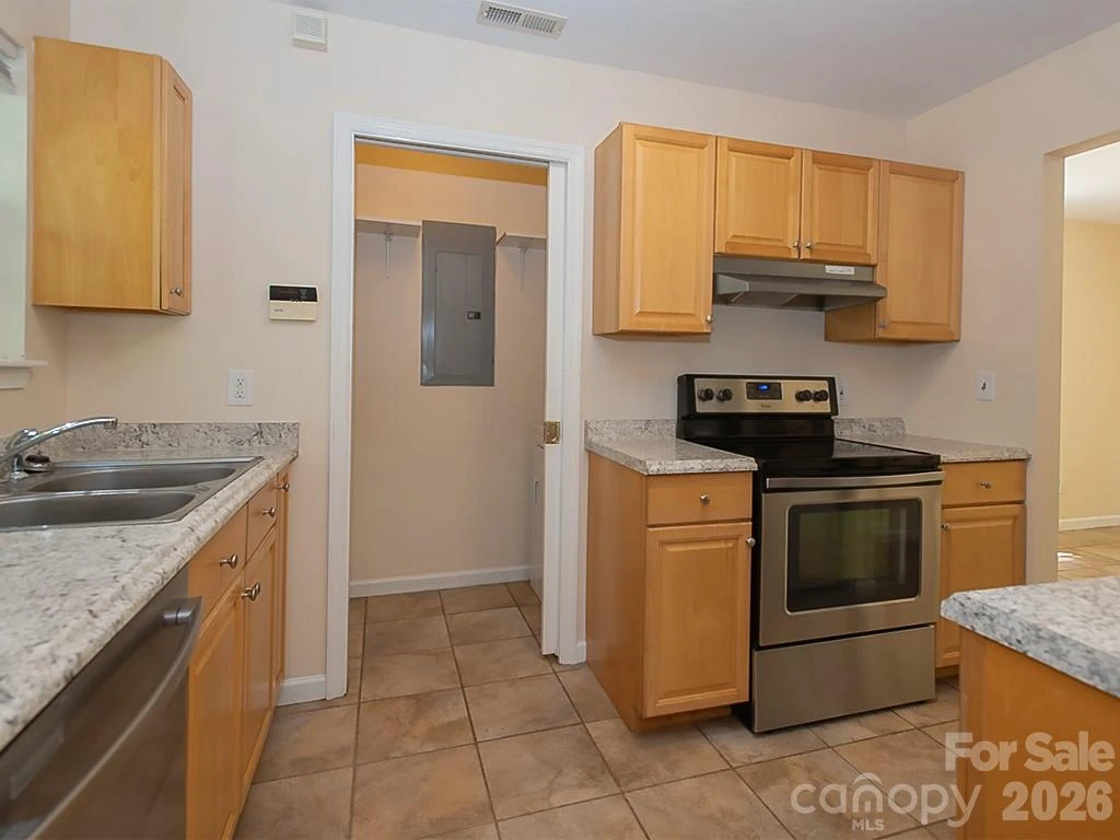 17 Pinecrest Drive - Photo 11