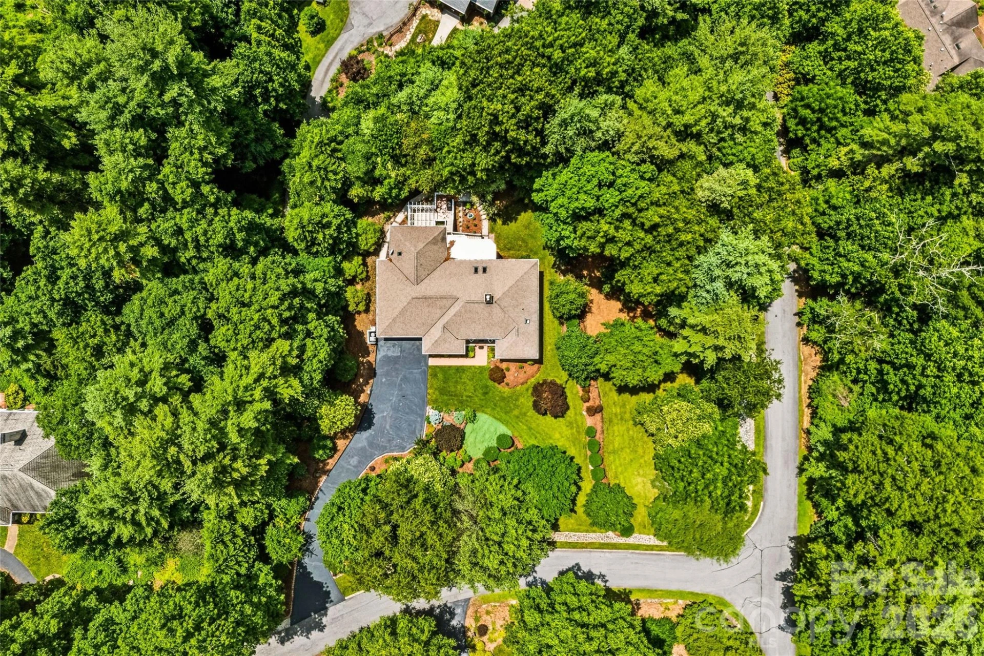 200 Teaberry Lane - Photo 2