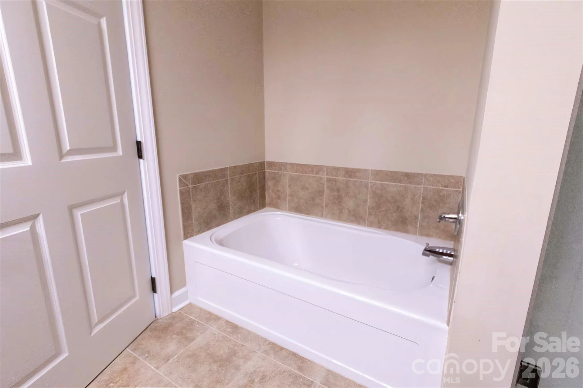 40 Hyannis Drive - Photo 17