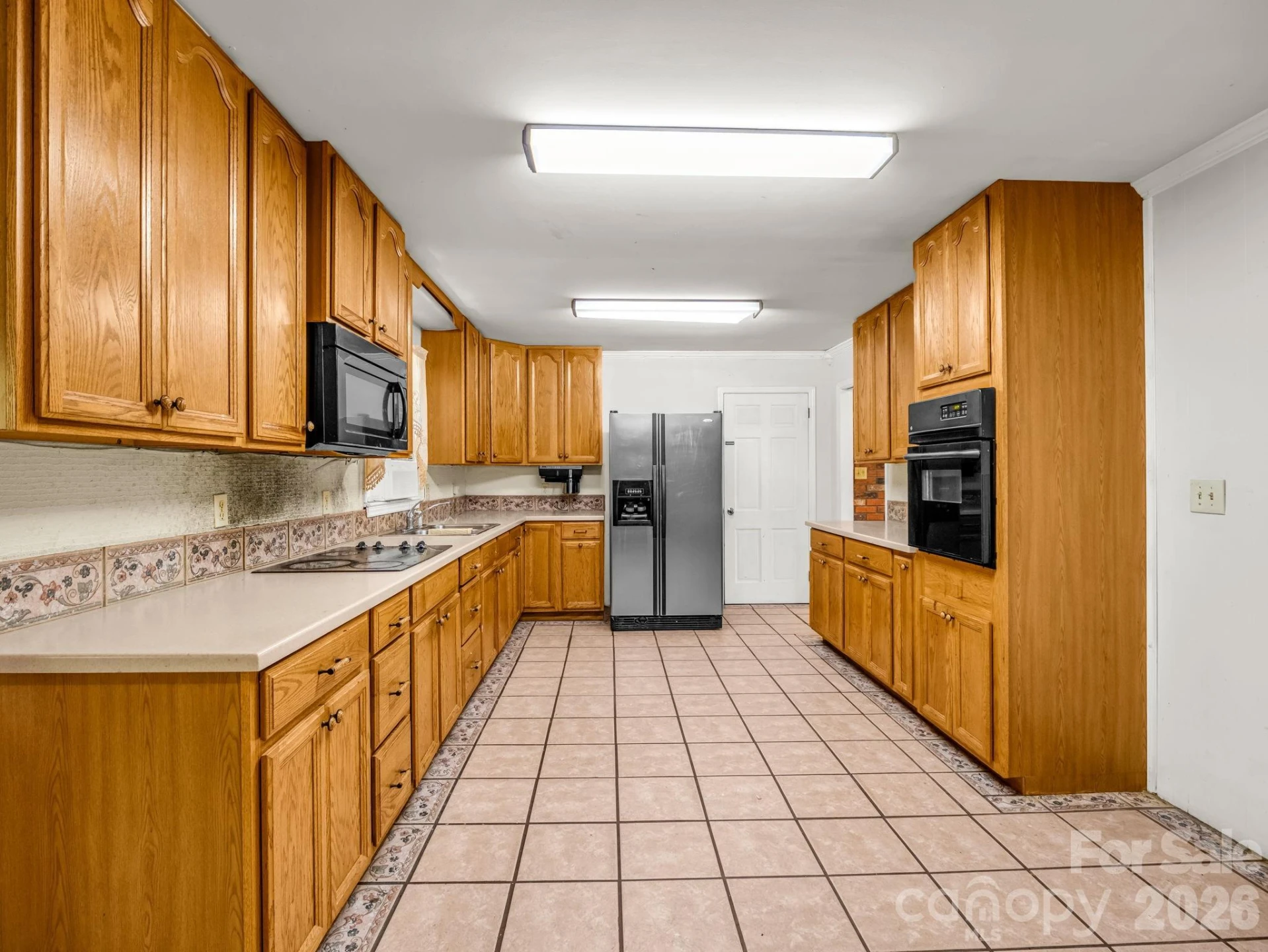 926 Toxaway Court - Photo 5