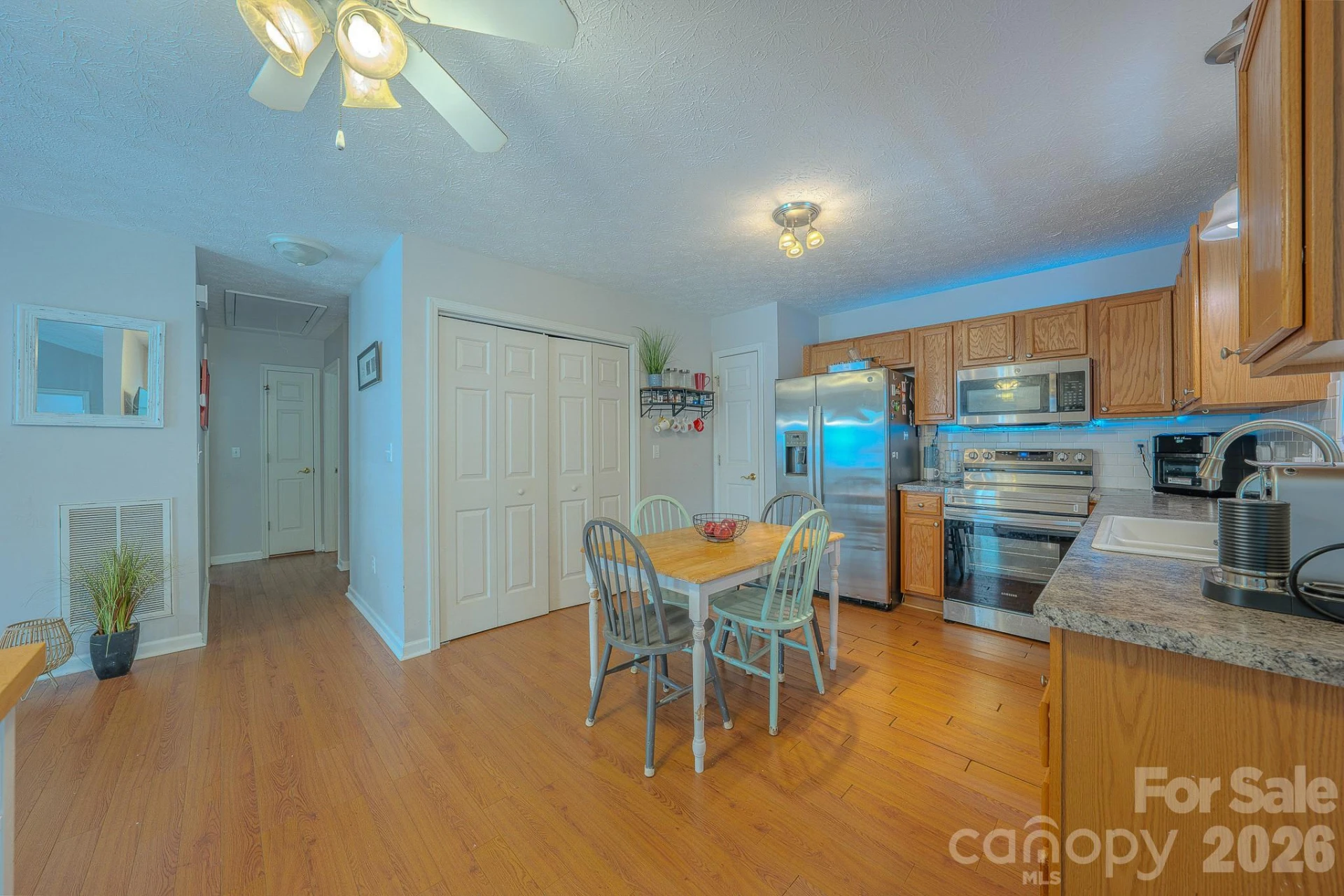 39 N Creekside Court - Photo 17