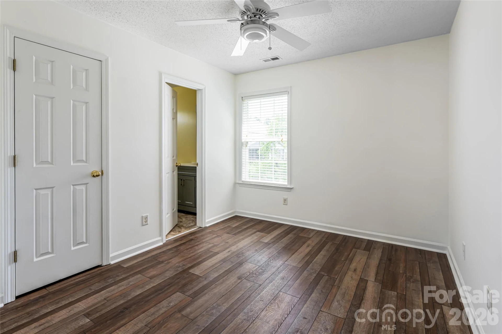 89 Woodfern Road - Photo 34