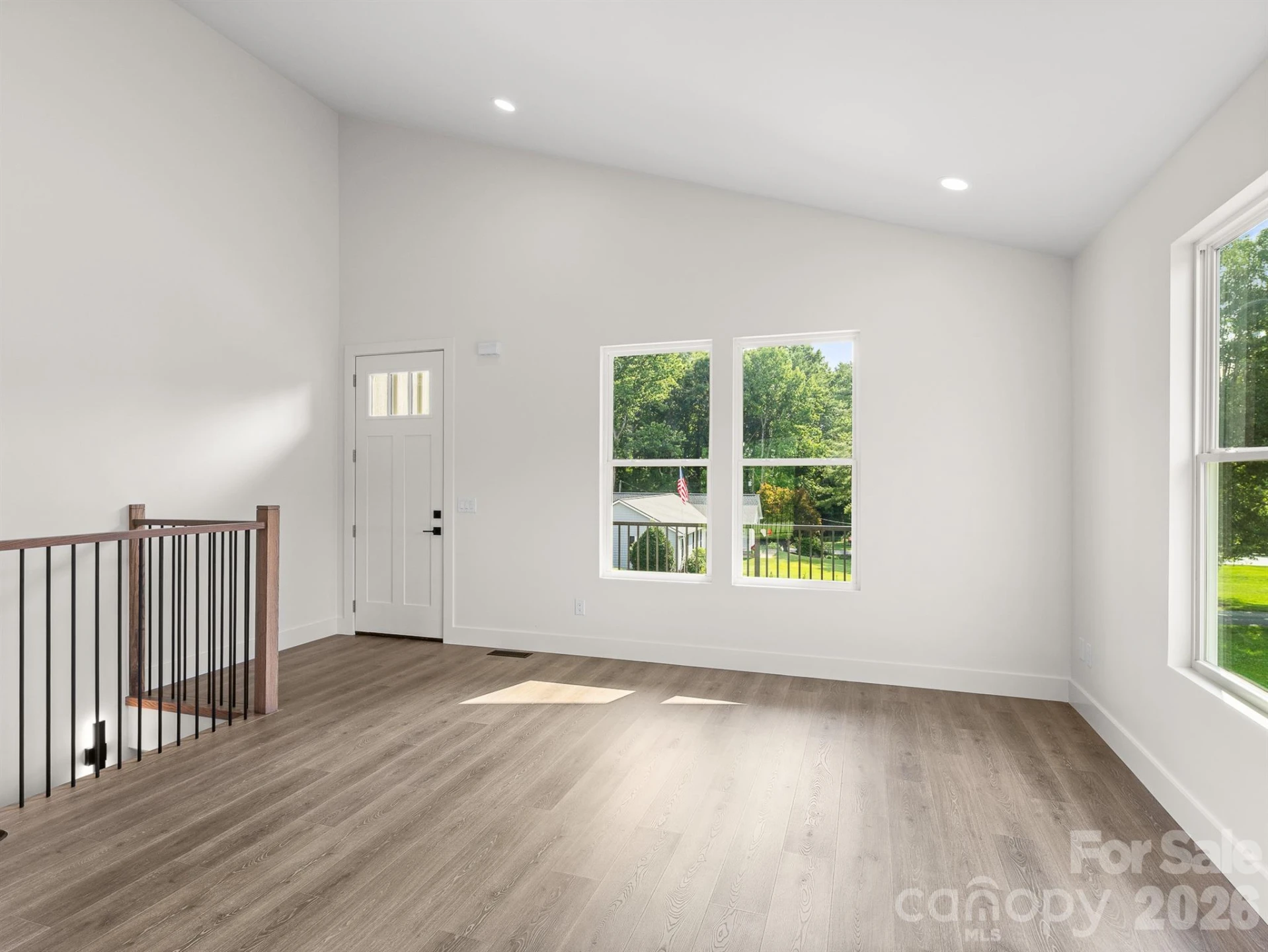27 Klimovych Road - Photo 9