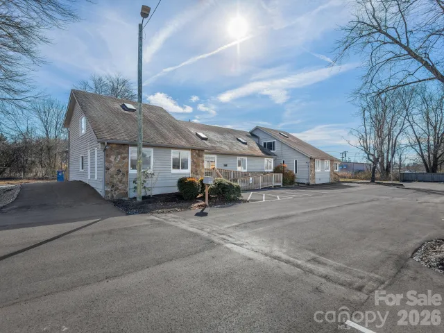 5030 Hendersonville Road, Fletcher, NC, 28732