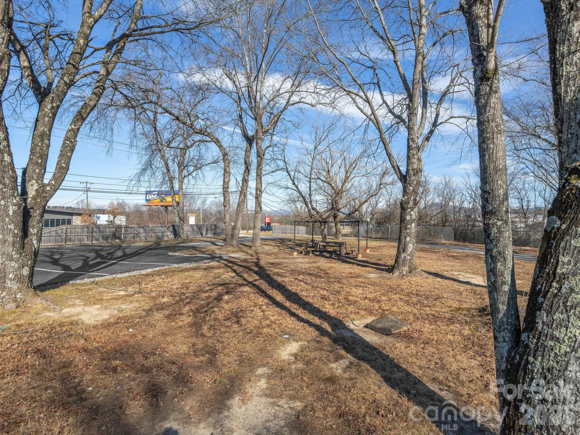 5030 Hendersonville Road - Photo 27