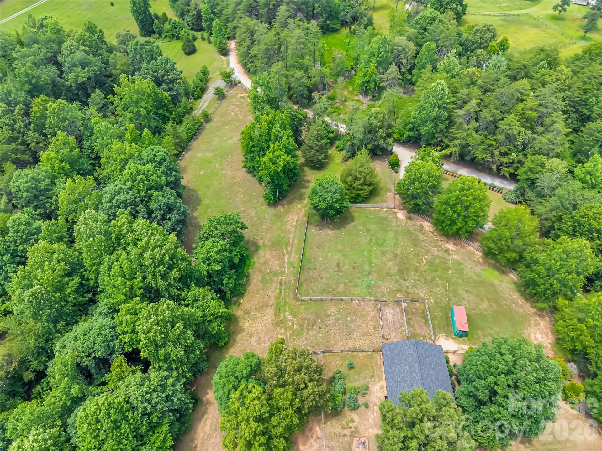 711 Meadow Crest Road - Photo 3
