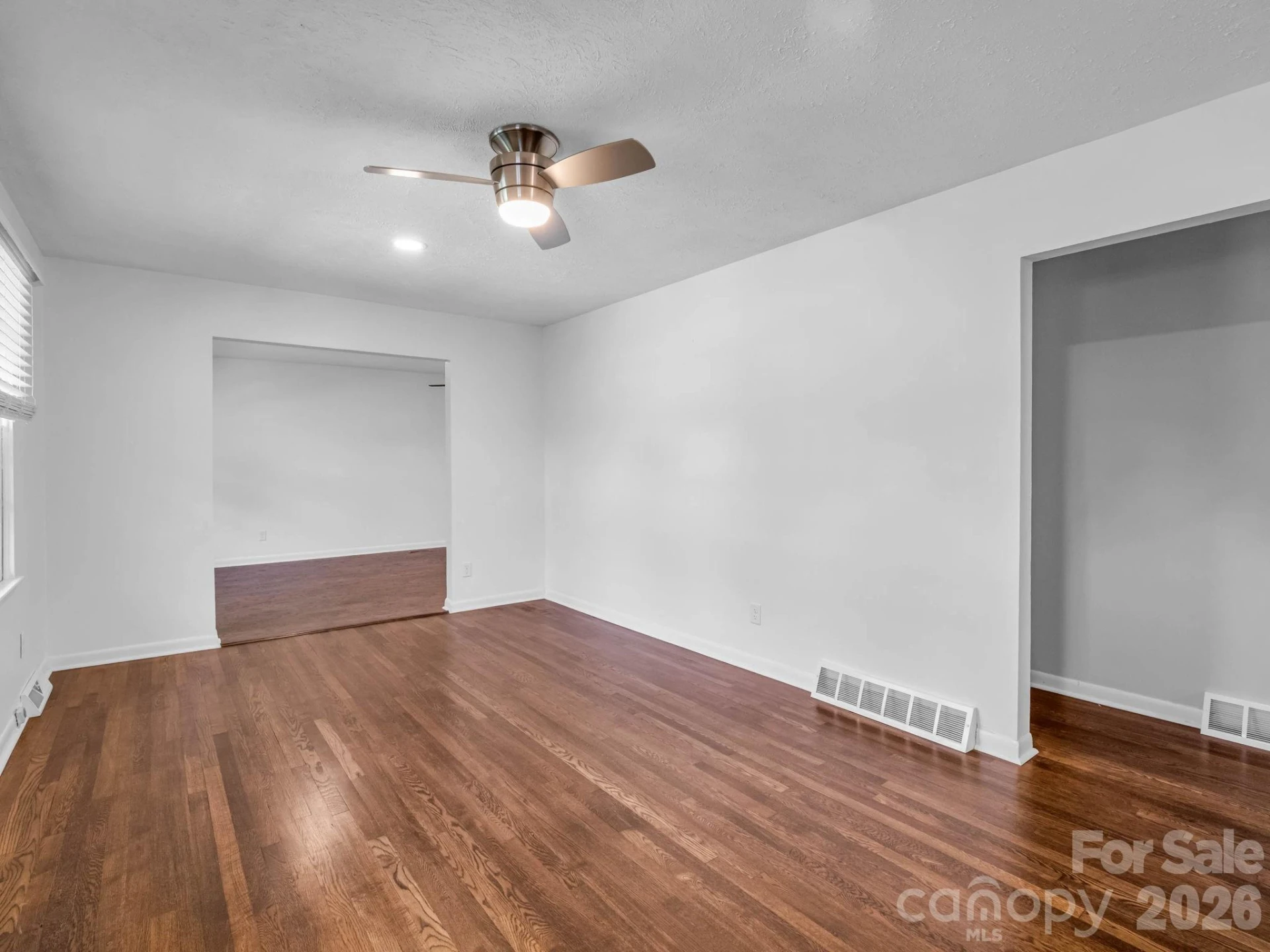 16 Main Street - Photo 12